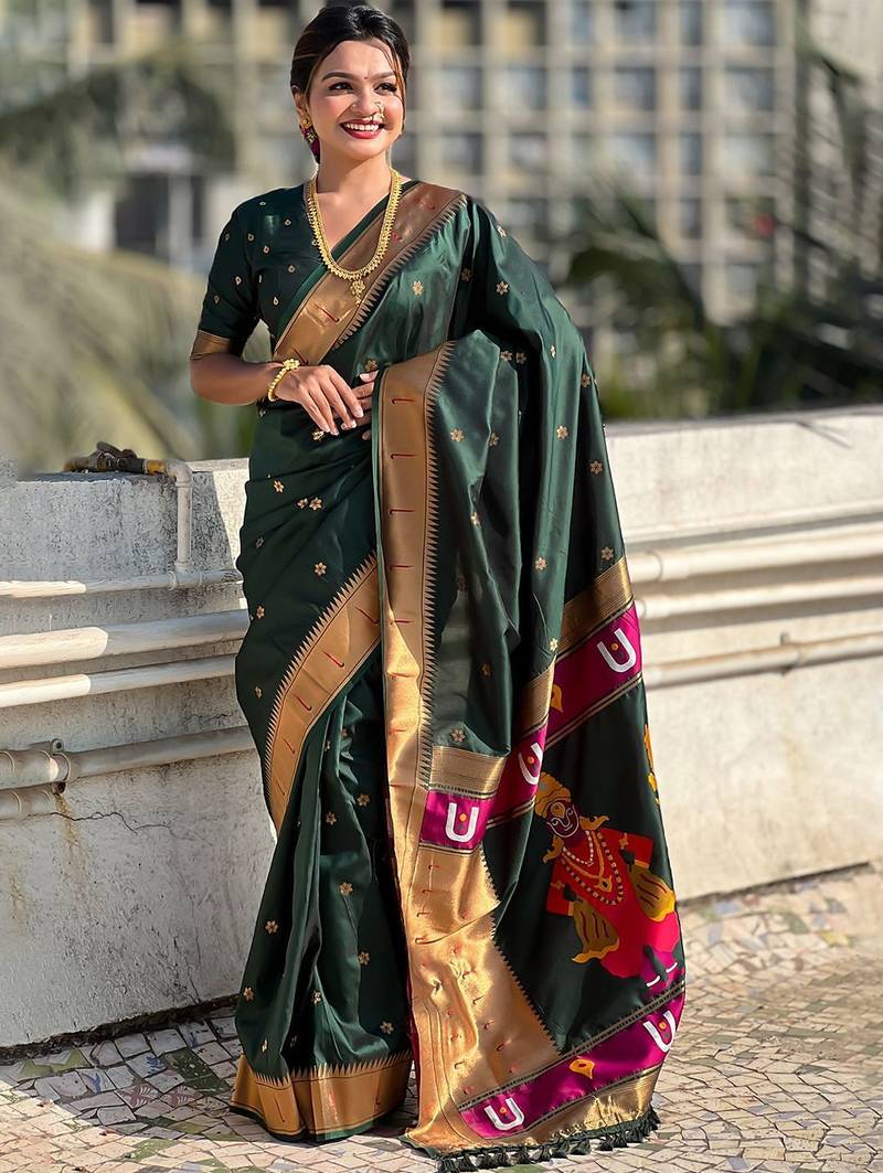 Green floral zari kanjeevaram saree