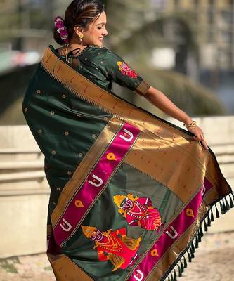 Green floral zari kanjeevaram saree 2