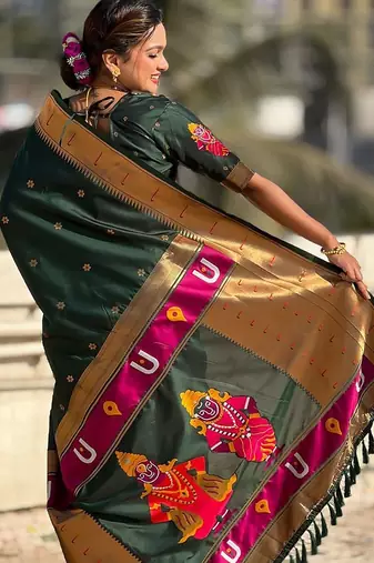 Green floral zari kanjeevaram saree