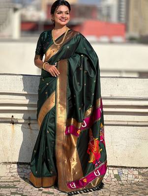 Green floral zari kanjeevaram saree 3