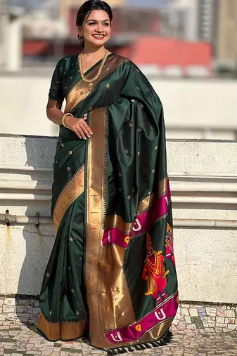 Green floral zari kanjeevaram saree
