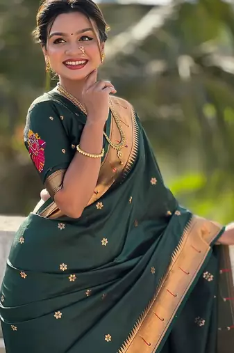 Green floral zari kanjeevaram saree