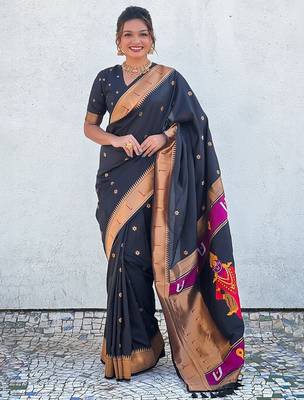 Black woven design zari kanjeevaram saree 1