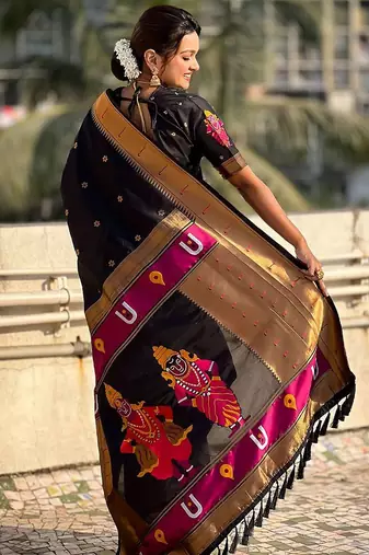 Black woven design zari kanjeevaram saree
