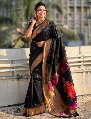 Black woven design zari kanjeevaram saree 3