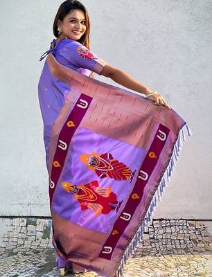 Lavender floral zari kanjeevaram saree 2