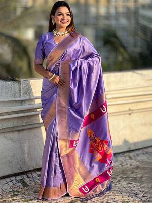 Lavender floral zari kanjeevaram saree 3