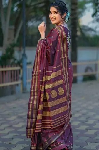 Maroon woven design zari silk blend kanjeevaram saree