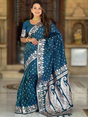Teal paisley zari silk blend heavy work banarasi saree 1