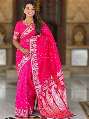 Pink paisley zari silk blend handloom banarasi saree 1