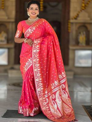 Pink woven design zari silk blend handloom banarasi saree 2