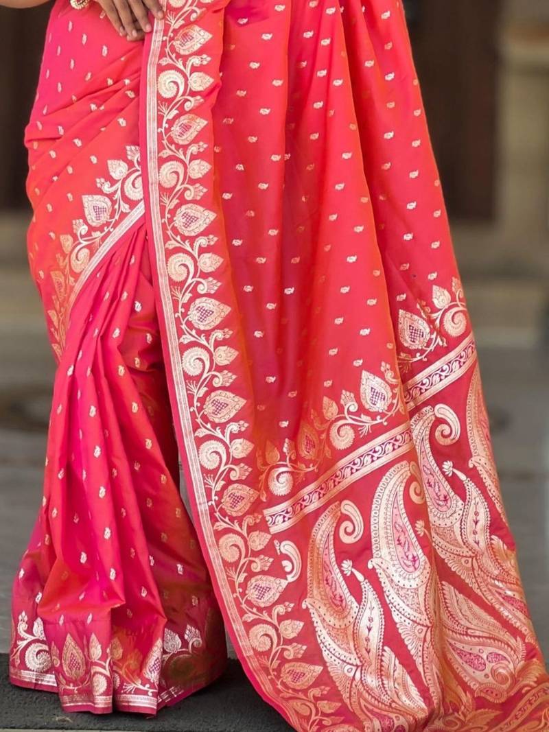 Pink woven design zari silk blend handloom banarasi saree