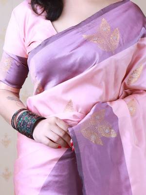 Pink woven design zari silk blend banarasi saree 4