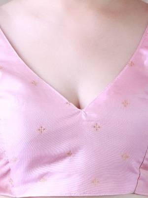 Pink woven design zari silk blend banarasi saree 5