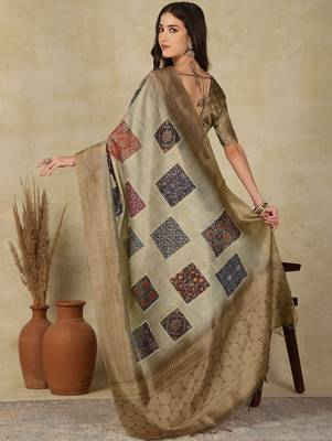 Sea green ethnic motifs silk cotton kasavu saree 2