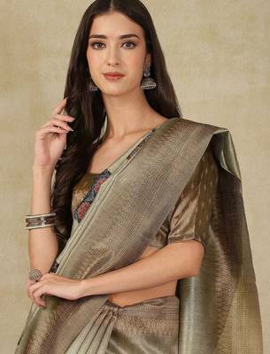 Sea green ethnic motifs silk cotton kasavu saree 4
