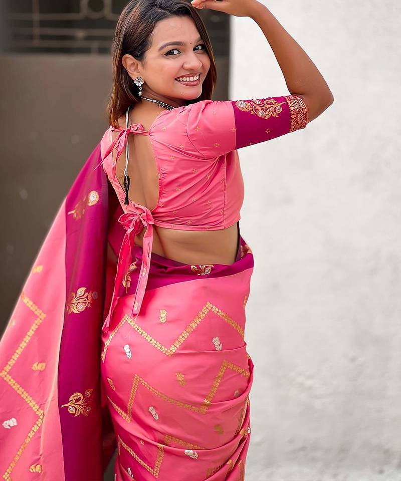 Pink woven design zari silk blend banarasi saree