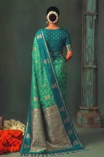 women's sea green soft pochampally saree with zari border for festive & traditional wedding wear