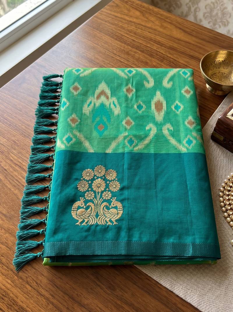 women's sea green soft pochampally saree with zari border for festive & traditional wedding wear