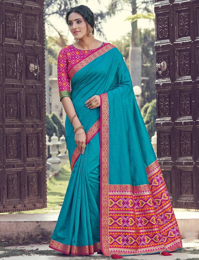 sky blue soft silk blend saree for women with rani pink blouse festive party wedding ethnic wear