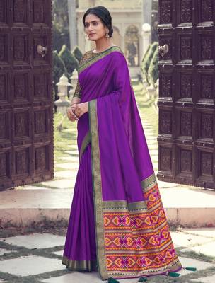 purple soft silk blend saree for women with olive green blouse festive ethnic traditional wear 3