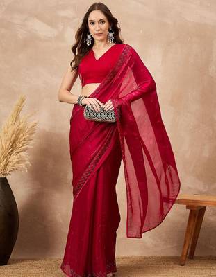 Red ethnic motifs satin saree 4