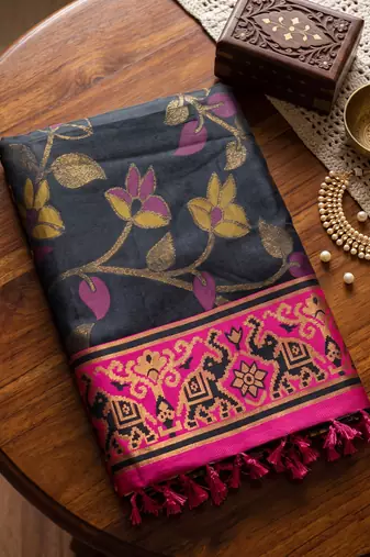 black & rani pink pochampally soft saree for women | festive party traditional wear
