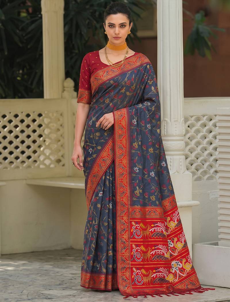 dark grey & maroon pochampally soft saree for women | festive traditional party wear