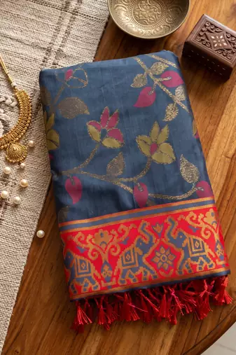 dark grey & maroon pochampally soft saree for women | festive traditional party wear