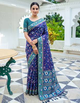royal blue & teal blue pochampally soft saree for women | festive traditional wear 1