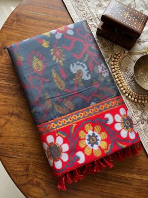 grey & maroon pochampally soft saree for women | festive wedding traditional party wear 4