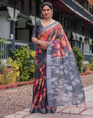 Grey ethnic motifs zari  linen saree 4
