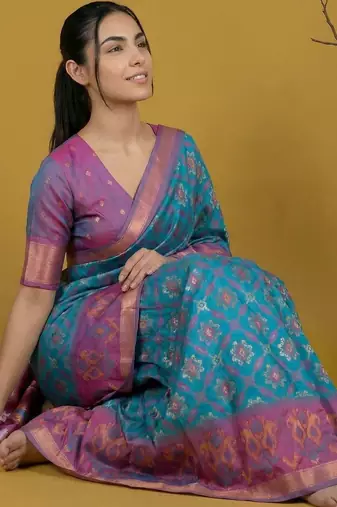 Multicolor ethnic motifs silk blend handloom patola saree