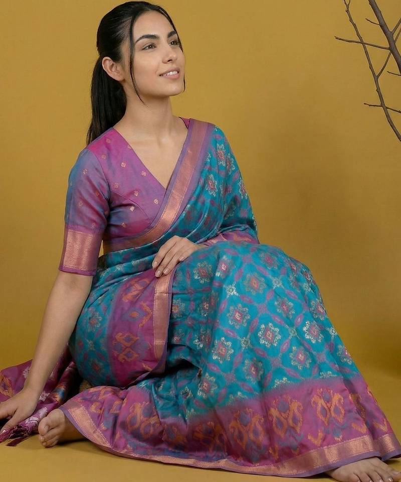 Multicolor ethnic motifs silk blend handloom patola saree