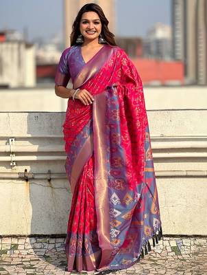 Pink woven design zari silk blend patola saree 1