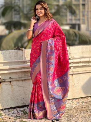 Pink woven design zari silk blend patola saree 2