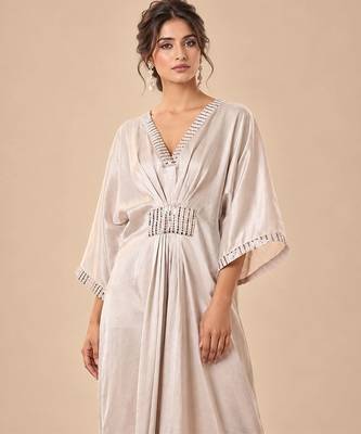 Silver embroidered mashroo silk drape kaftan 2