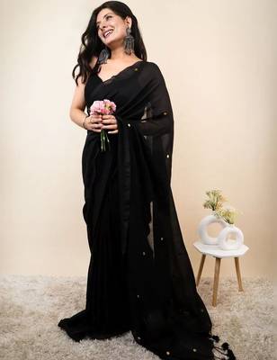 Black embellished sequinned khadi saree 5