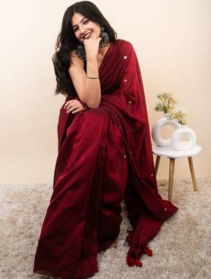 Maroon embellished sequinned khadi saree 4