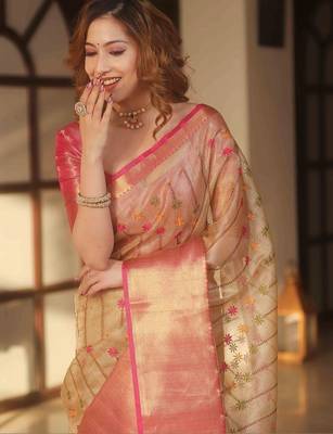 Beige floral embroidered silk blend designer banarasi saree 5