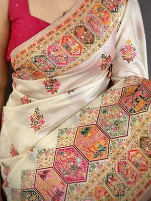 Off white ethnic motifs embroidered silk blend heavy work banarasi saree 4