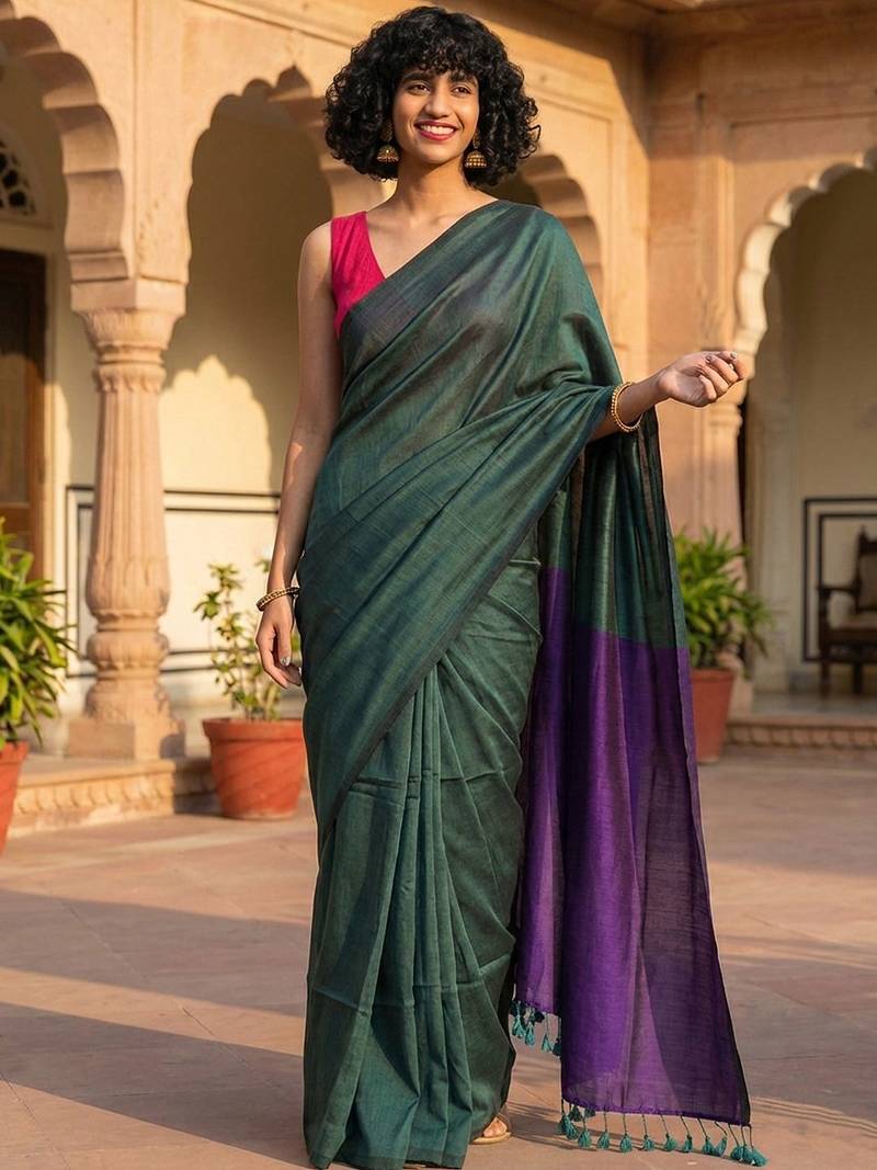 Green colourblocked  cotton khadi saree