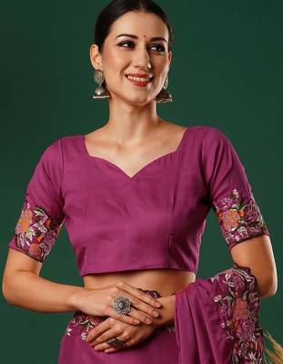 Pink floral embroidered satin saree 5