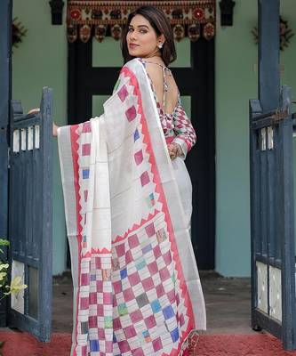 White women linen printed saree 2