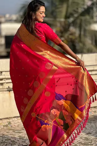 Pink woven design zari silk blend paithani saree