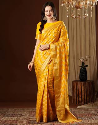 Yellow zari  georgette heavy work saree 1