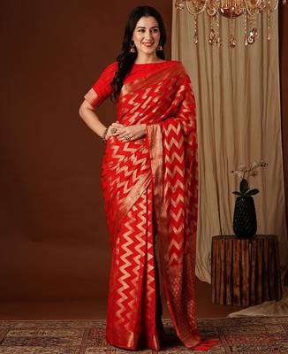 Red zari  georgette heavy work saree 1