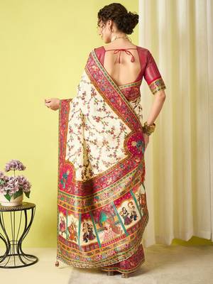 Cream woven design zari banarasi saree 3