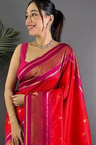 Red paisley zari silk blend designer banarasi saree