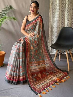 Grey kalamkari printed saree 2